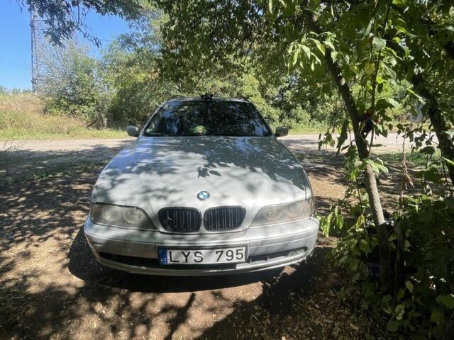 Сірий БМВ 5 Серія, об'ємом двигуна 2.5 л та пробігом 320 тис. км за 2500 $, фото 1 на Automoto.ua