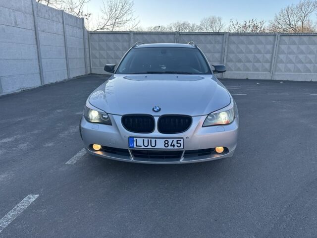 Серый БМВ 5 Серия, объемом двигателя 2.5 л и пробегом 400 тыс. км за 4600 $, фото 1 на Automoto.ua