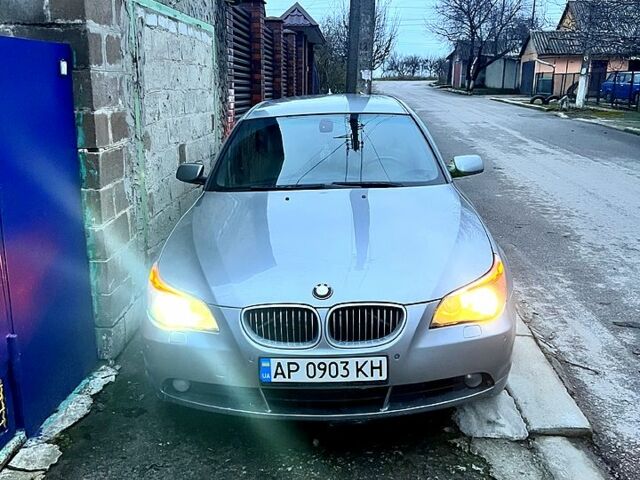 Серый БМВ 5 Серия, объемом двигателя 3 л и пробегом 397 тыс. км за 6900 $, фото 1 на Automoto.ua
