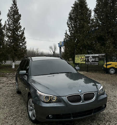 Серый БМВ 5 Серия, объемом двигателя 3 л и пробегом 356 тыс. км за 8600 $, фото 1 на Automoto.ua