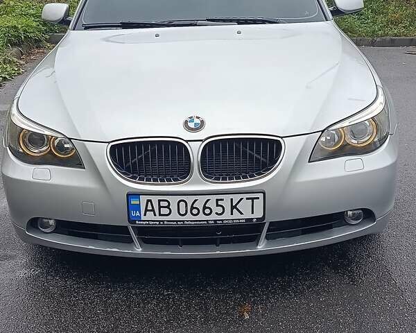 Серый БМВ 5 Серия, объемом двигателя 2 л и пробегом 310 тыс. км за 6300 $, фото 1 на Automoto.ua