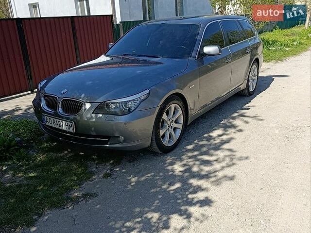 Серый БМВ 5 Серия, объемом двигателя 3 л и пробегом 351 тыс. км за 9200 $, фото 1 на Automoto.ua