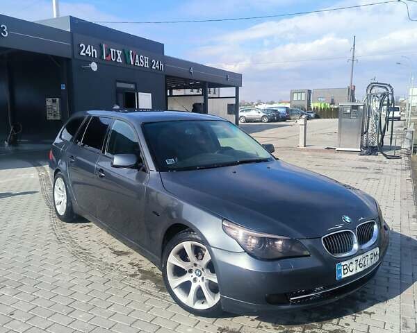 Серый БМВ 5 Серия, объемом двигателя 3 л и пробегом 317 тыс. км за 7000 $, фото 1 на Automoto.ua