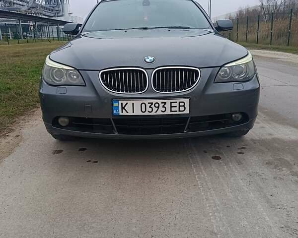 Серый БМВ 5 Серия, объемом двигателя 3 л и пробегом 282 тыс. км за 7100 $, фото 1 на Automoto.ua