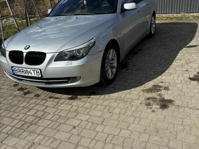 Серый БМВ 5 Серия, объемом двигателя 3 л и пробегом 3 тыс. км за 8200 $, фото 1 на Automoto.ua