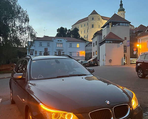 Серый БМВ 5 Серия, объемом двигателя 2 л и пробегом 285 тыс. км за 7799 $, фото 1 на Automoto.ua