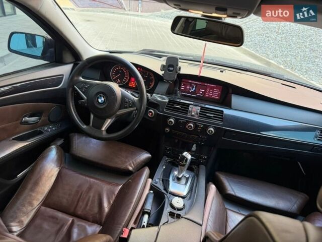 Серый БМВ 5 Серия, объемом двигателя 2.99 л и пробегом 302 тыс. км за 7800 $, фото 1 на Automoto.ua