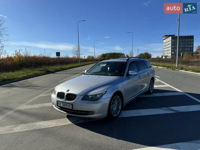 Серый БМВ 5 Серия, объемом двигателя 2.99 л и пробегом 295 тыс. км за 9000 $, фото 1 на Automoto.ua