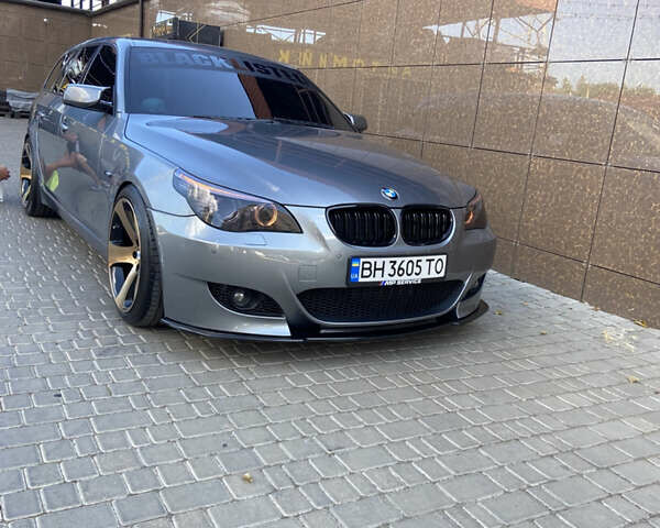 Серый БМВ 5 Серия, объемом двигателя 3 л и пробегом 312 тыс. км за 13700 $, фото 1 на Automoto.ua