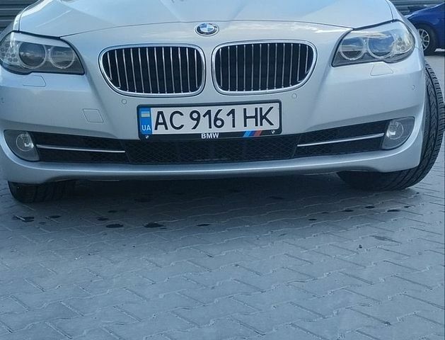 Серый БМВ 5 Серия, объемом двигателя 2 л и пробегом 300 тыс. км за 11999 $, фото 1 на Automoto.ua