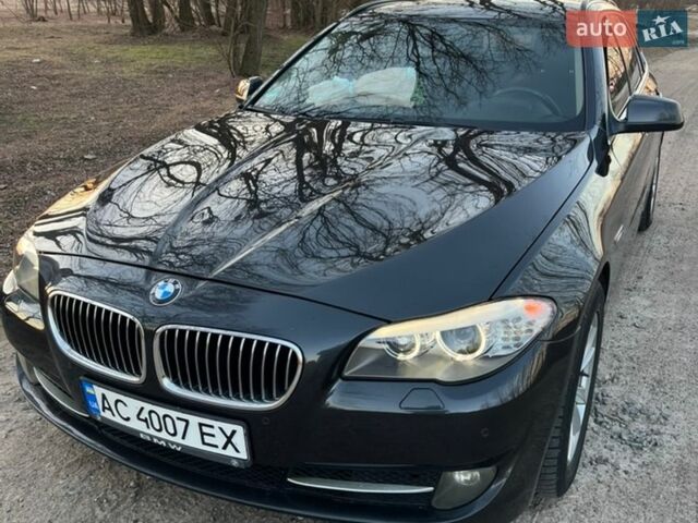 Сірий БМВ 5 Серія, об'ємом двигуна 2.99 л та пробігом 420 тис. км за 15500 $, фото 1 на Automoto.ua