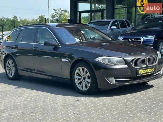 Серый БМВ 5 Серия, объемом двигателя 2 л и пробегом 334 тыс. км за 9800 $, фото 1 на Automoto.ua