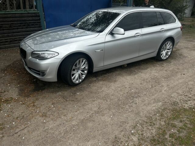 Серый БМВ 5 Серия, объемом двигателя 2 л и пробегом 356 тыс. км за 13000 $, фото 1 на Automoto.ua
