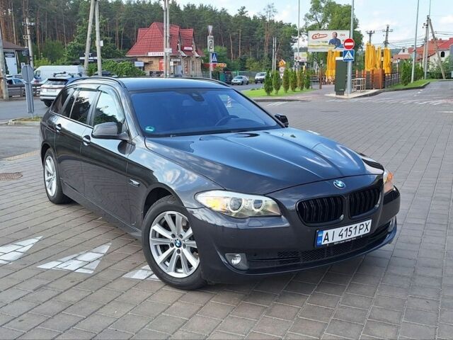 Серый БМВ 5 Серия, объемом двигателя 2 л и пробегом 268 тыс. км за 12700 $, фото 1 на Automoto.ua