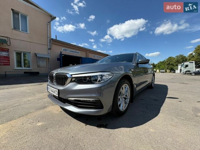 Серый БМВ 5 Серия, объемом двигателя 2 л и пробегом 203 тыс. км за 25900 $, фото 1 на Automoto.ua