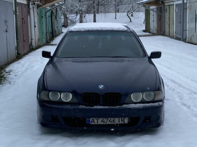 Синий БМВ 5 Серия, объемом двигателя 2 л и пробегом 380 тыс. км за 3100 $, фото 1 на Automoto.ua