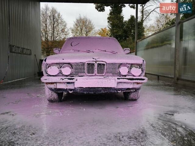 Синий БМВ 5 Серия, объемом двигателя 2.4 л и пробегом 460 тыс. км за 1200 $, фото 1 на Automoto.ua