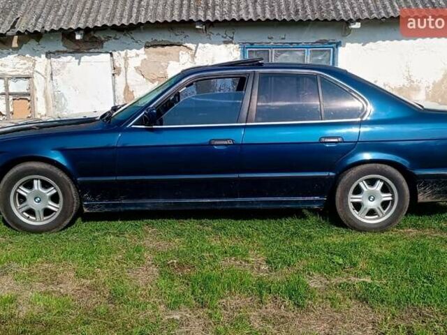 Синий БМВ 5 Серия, объемом двигателя 2 л и пробегом 379 тыс. км за 3250 $, фото 1 на Automoto.ua