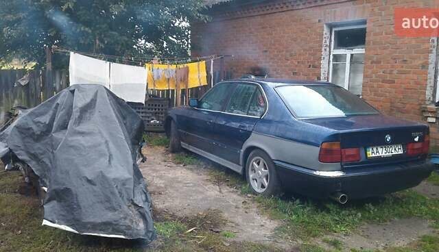 Синий БМВ 5 Серия, объемом двигателя 2.5 л и пробегом 288 тыс. км за 2800 $, фото 1 на Automoto.ua