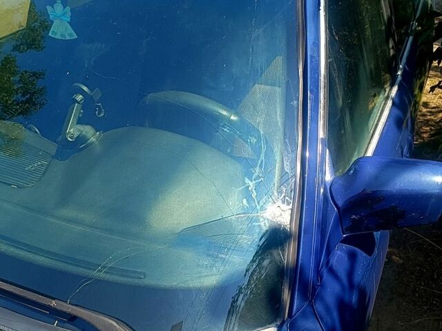 Синий БМВ 5 Серия, объемом двигателя 2 л и пробегом 200 тыс. км за 2000 $, фото 1 на Automoto.ua