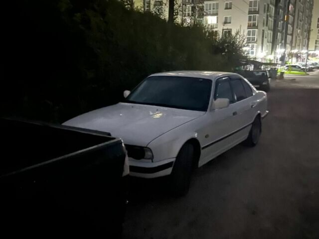 Синий БМВ 5 Серия, объемом двигателя 0 л и пробегом 500 тыс. км за 1500 $, фото 1 на Automoto.ua