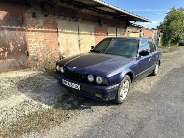Синий БМВ 5 Серия, объемом двигателя 2.5 л и пробегом 100 тыс. км за 953 $, фото 1 на Automoto.ua