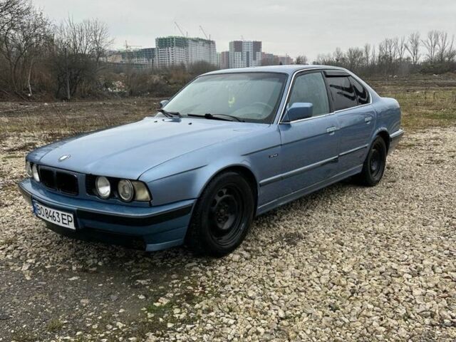 Синій БМВ 5 Серія, об'ємом двигуна 2.5 л та пробігом 326 тис. км за 2000 $, фото 1 на Automoto.ua