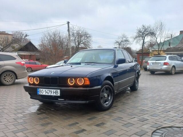 Синий БМВ 5 Серия, объемом двигателя 1.8 л и пробегом 400 тыс. км за 2250 $, фото 1 на Automoto.ua