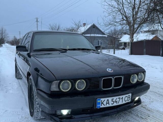 Синій БМВ 5 Серія, об'ємом двигуна 2 л та пробігом 400 тис. км за 3800 $, фото 1 на Automoto.ua