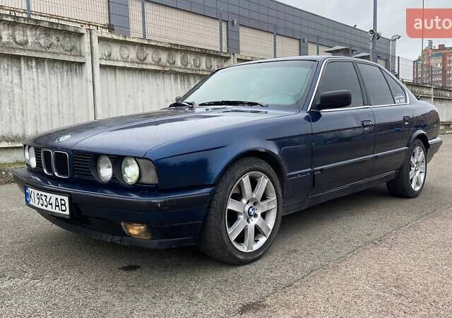 Синий БМВ 5 Серия, объемом двигателя 2 л и пробегом 500 тыс. км за 2700 $, фото 1 на Automoto.ua