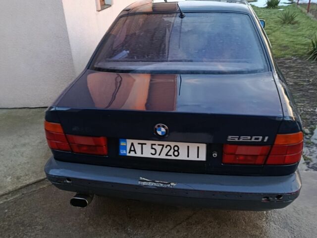 Синій БМВ 5 Серія, об'ємом двигуна 2 л та пробігом 400 тис. км за 1800 $, фото 1 на Automoto.ua