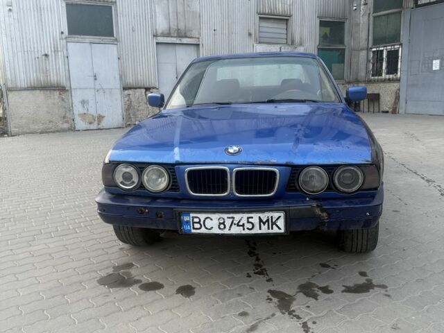 Синий БМВ 5 Серия, объемом двигателя 2.5 л и пробегом 351 тыс. км за 1500 $, фото 1 на Automoto.ua