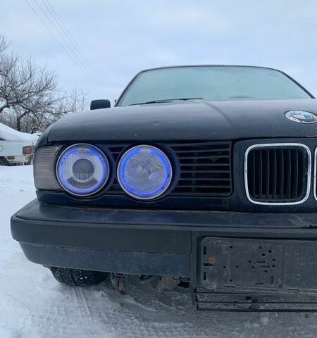 Синий БМВ 5 Серия, объемом двигателя 1.8 л и пробегом 313 тыс. км за 2000 $, фото 1 на Automoto.ua