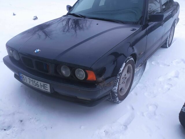 Синій БМВ 5 Серія, об'ємом двигуна 1.8 л та пробігом 1000 тис. км за 3000 $, фото 1 на Automoto.ua