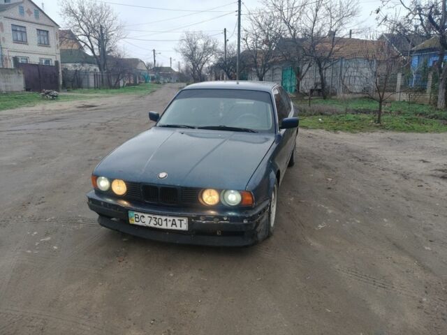 Синій БМВ 5 Серія, об'ємом двигуна 2 л та пробігом 2 тис. км за 1400 $, фото 1 на Automoto.ua