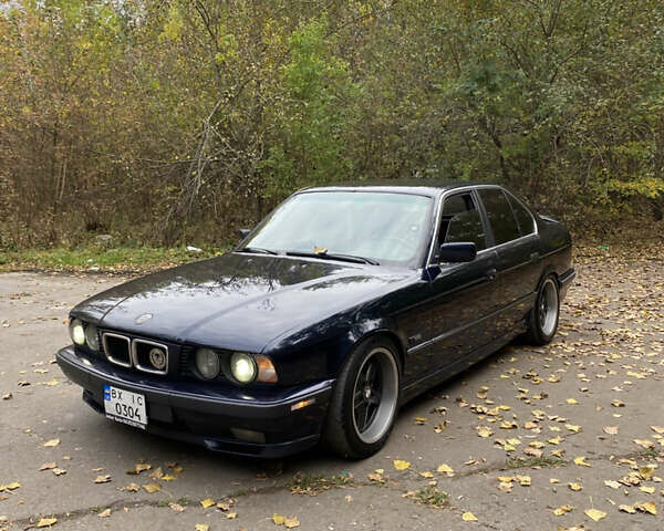 Синій БМВ 5 Серія, об'ємом двигуна 3 л та пробігом 350 тис. км за 5500 $, фото 1 на Automoto.ua