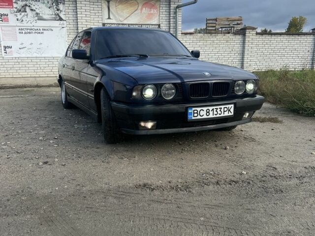 Синій БМВ 5 Серія, об'ємом двигуна 2.5 л та пробігом 550 тис. км за 2700 $, фото 1 на Automoto.ua