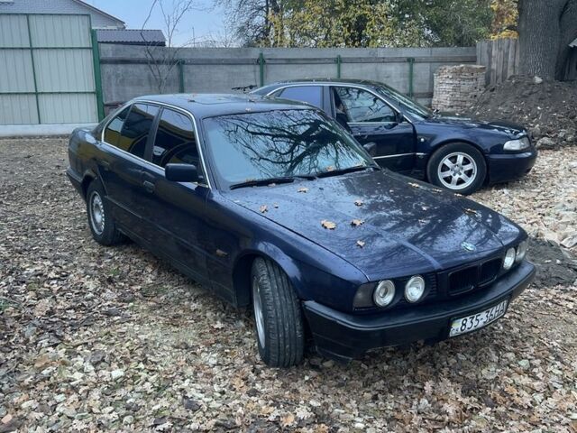 Синий БМВ 5 Серия, объемом двигателя 2 л и пробегом 320 тыс. км за 2500 $, фото 1 на Automoto.ua