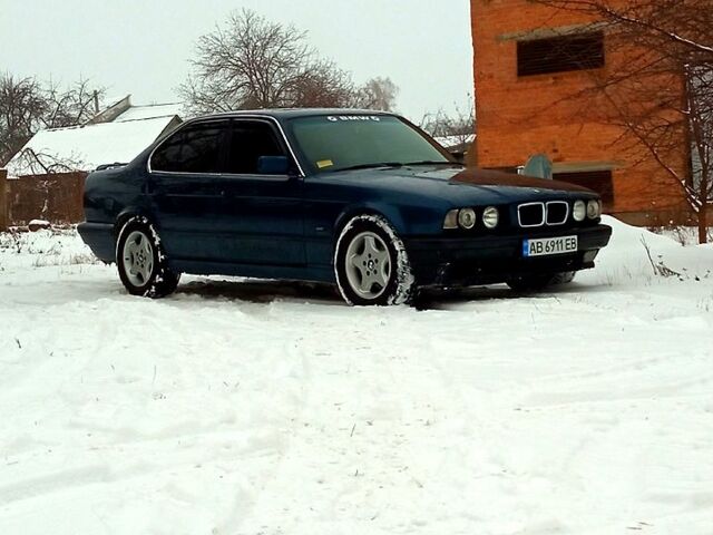 Синій БМВ 5 Серія, об'ємом двигуна 1.8 л та пробігом 420 тис. км за 3100 $, фото 1 на Automoto.ua