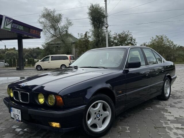 Синий БМВ 5 Серия, объемом двигателя 2 л и пробегом 490 тыс. км за 4300 $, фото 1 на Automoto.ua