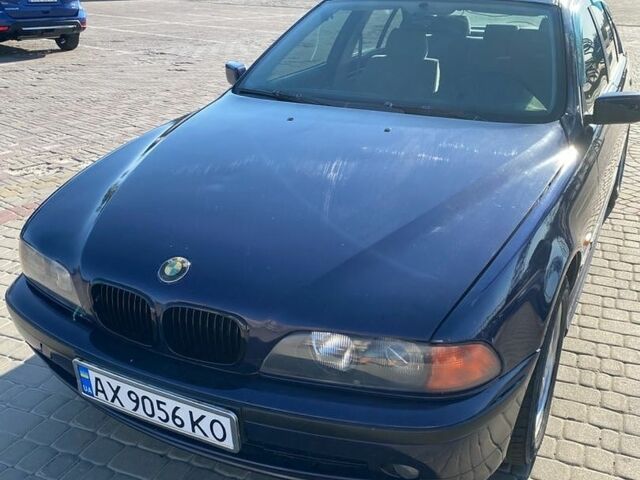 Синій БМВ 5 Серія, об'ємом двигуна 1.99 л та пробігом 350 тис. км за 3000 $, фото 1 на Automoto.ua