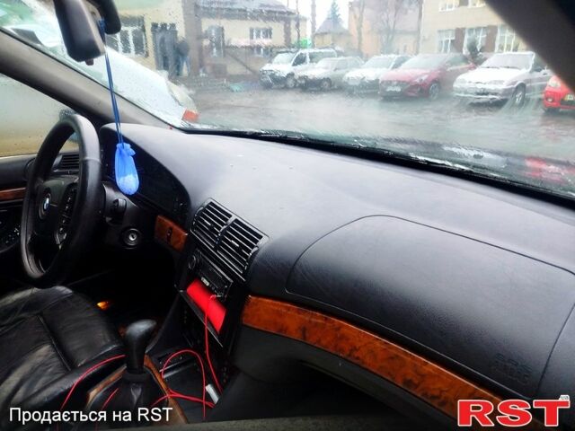 Синий БМВ 5 Серия, объемом двигателя 2.8 л и пробегом 200 тыс. км за 4200 $, фото 1 на Automoto.ua