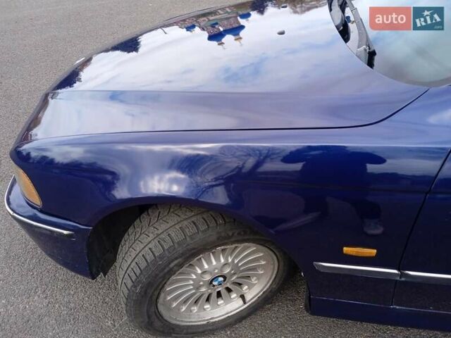 Синий БМВ 5 Серия, объемом двигателя 2.49 л и пробегом 400 тыс. км за 4500 $, фото 1 на Automoto.ua