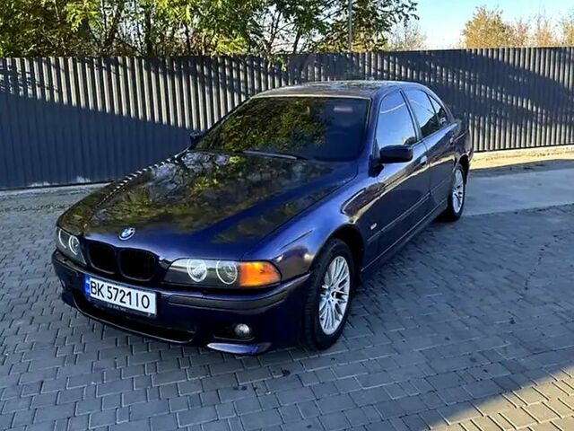 Синий БМВ 5 Серия, объемом двигателя 2.8 л и пробегом 410 тыс. км за 2500 $, фото 1 на Automoto.ua