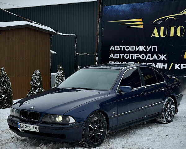 Синий БМВ 5 Серия, объемом двигателя 2.79 л и пробегом 300 тыс. км за 2800 $, фото 1 на Automoto.ua