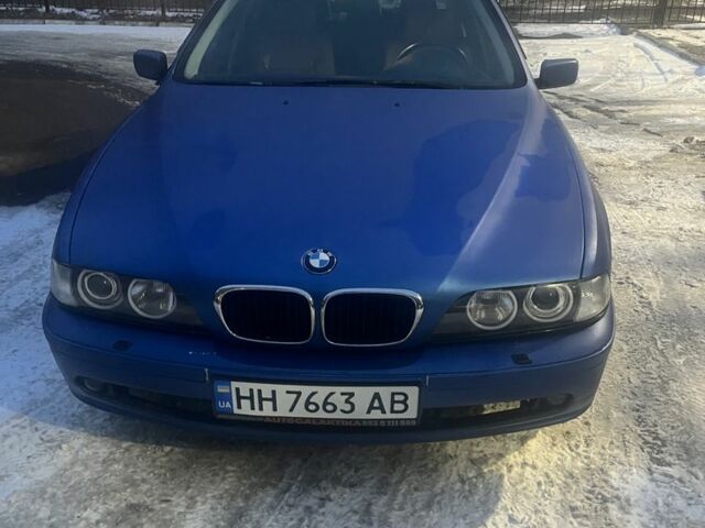 Синій БМВ 5 Серія, об'ємом двигуна 2.5 л та пробігом 360 тис. км за 4700 $, фото 1 на Automoto.ua