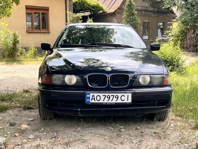Синій БМВ 5 Серія, об'ємом двигуна 2.5 л та пробігом 320 тис. км за 3500 $, фото 1 на Automoto.ua