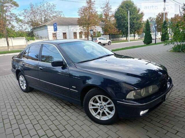 Синий БМВ 5 Серия, объемом двигателя 2.5 л и пробегом 280 тыс. км за 3800 $, фото 1 на Automoto.ua