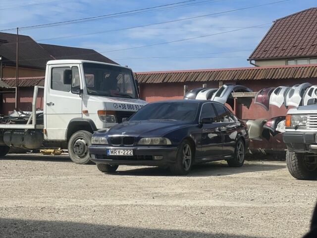 Синій БМВ 5 Серія, об'ємом двигуна 2.5 л та пробігом 350 тис. км за 1656 $, фото 1 на Automoto.ua