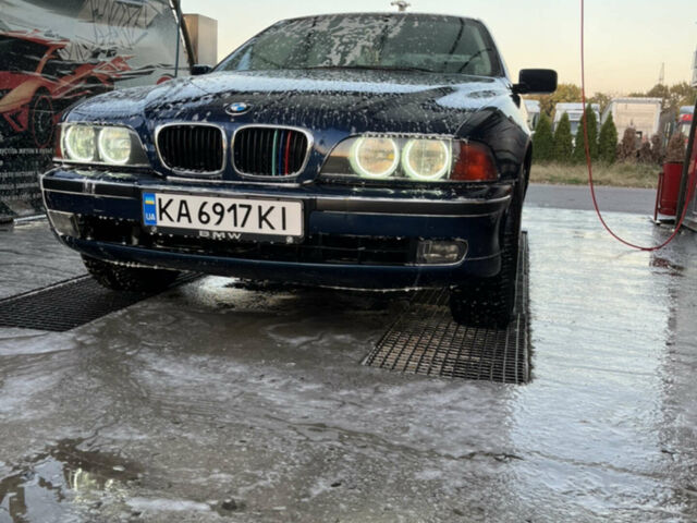 Синій БМВ 5 Серія, об'ємом двигуна 2.5 л та пробігом 363 тис. км за 5300 $, фото 1 на Automoto.ua